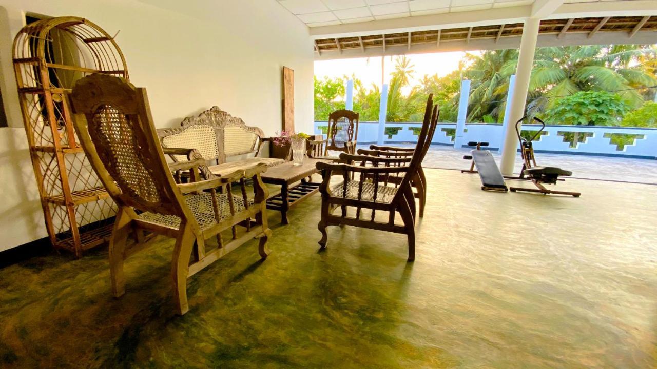 Hotel Madiha Surf House Lanka Matara Exterior foto