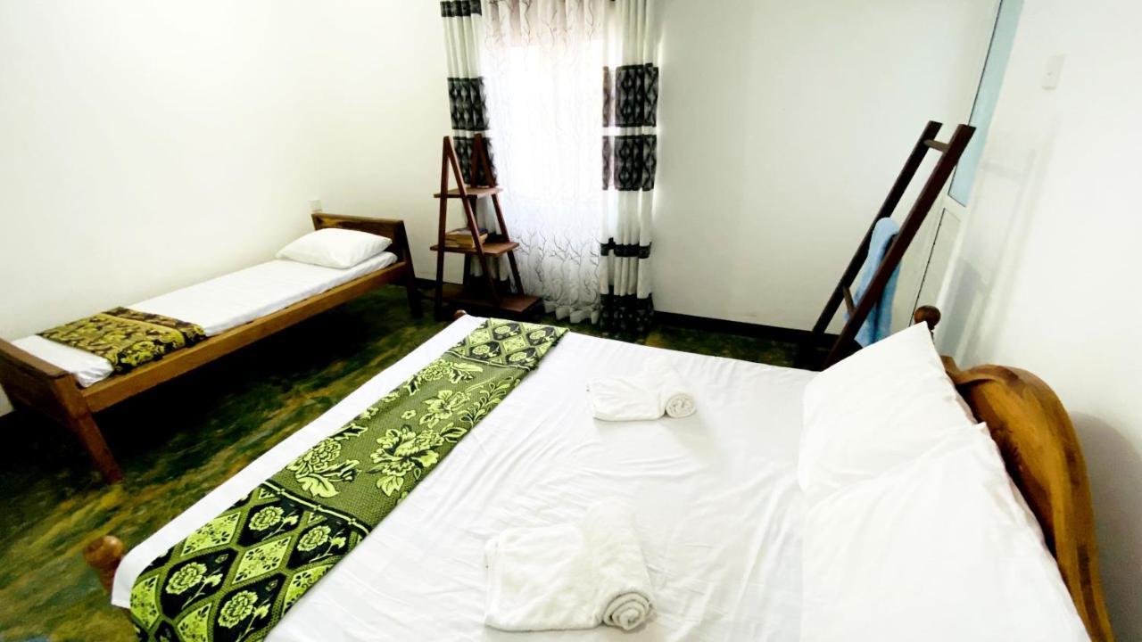 Hotel Madiha Surf House Lanka Matara Exterior foto