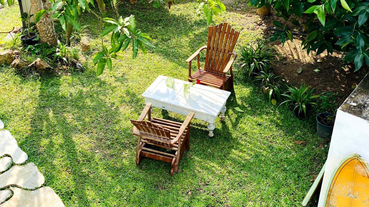 Hotel Madiha Surf House Lanka Matara Exterior foto